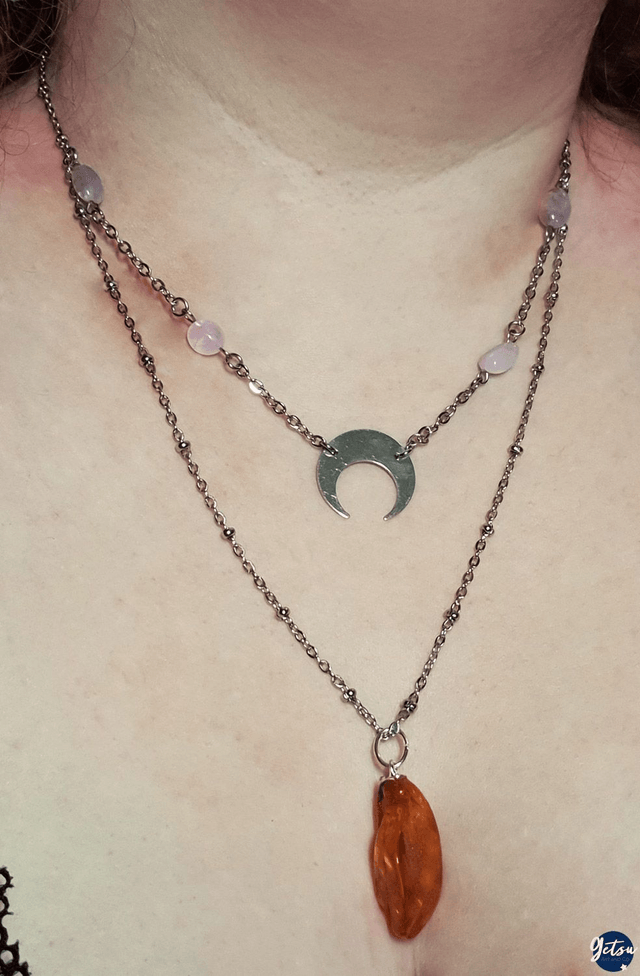 Collier double croissant de lune, ambre et améthystes