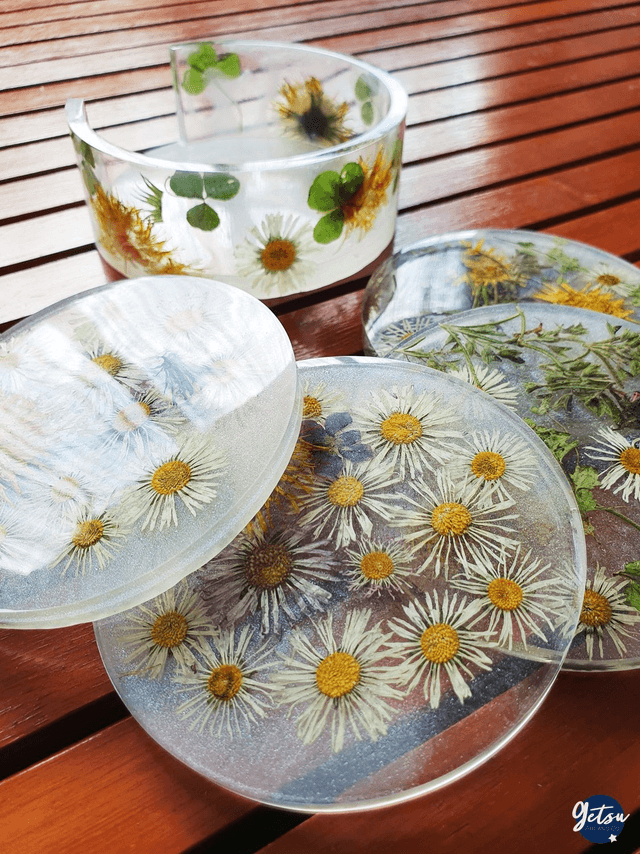 Ensemble de 4 sous-verres et rangement, en pâquerettes et pissenlits