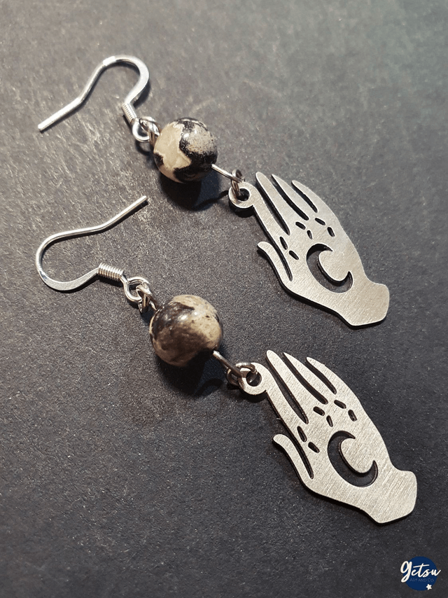 Boucles d'oreilles mains de sorcière
